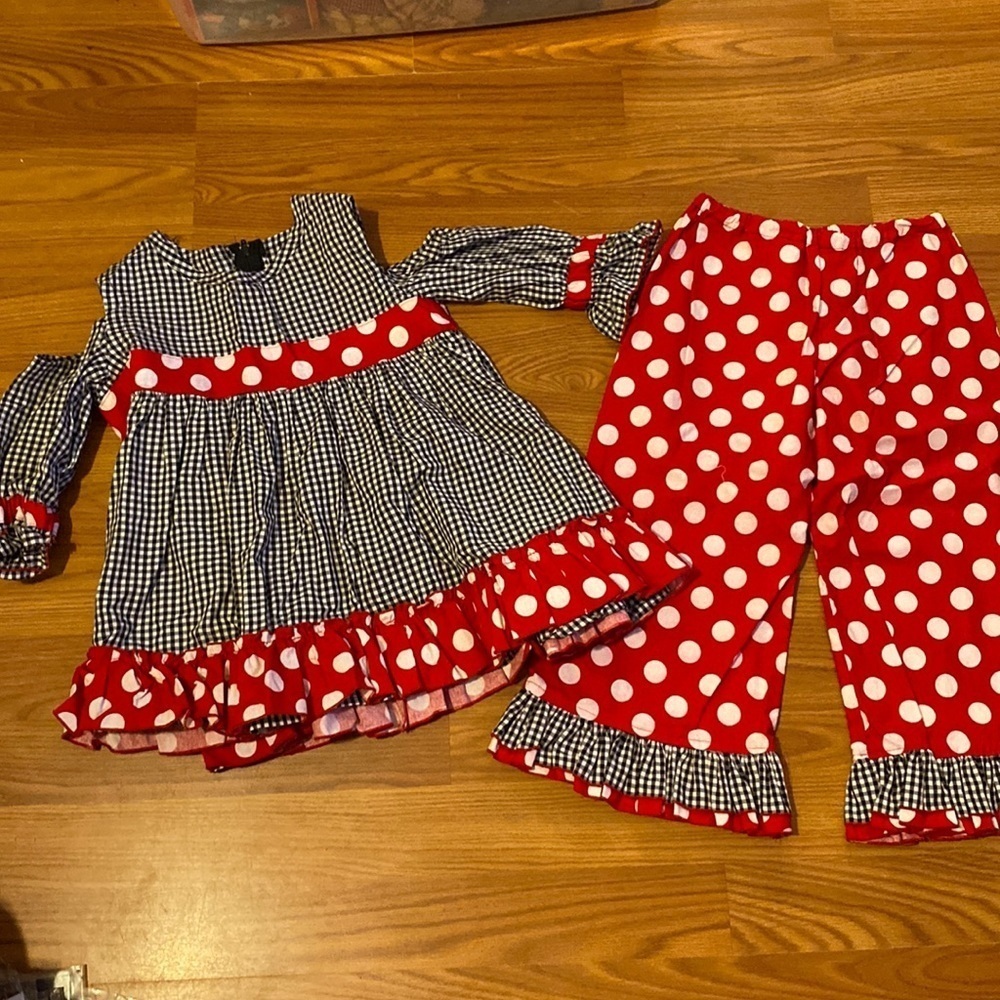 Hand Crafted Girls Matching Outfit size 6 (CI)